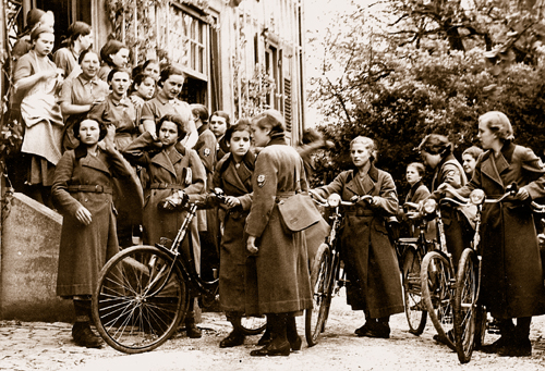 Frauen an der Heimatfront